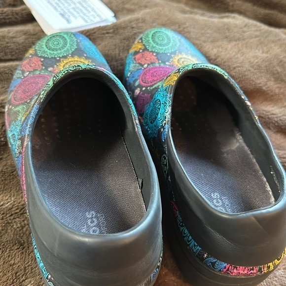 CROCS Neria Pro II Graphic Clog Sz W8 - Picture 7 of 14